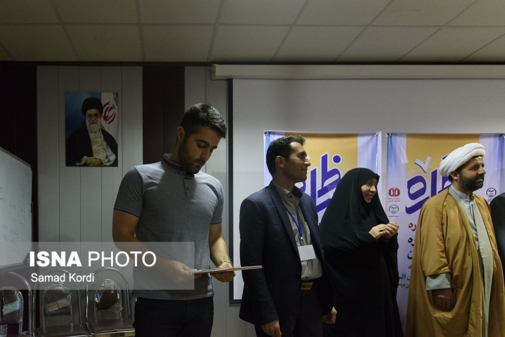 گزارش تصویری/ فینال هفتمین دوره مسابقات مناظره دانشجویان دانشگاه‌های استان البرز
