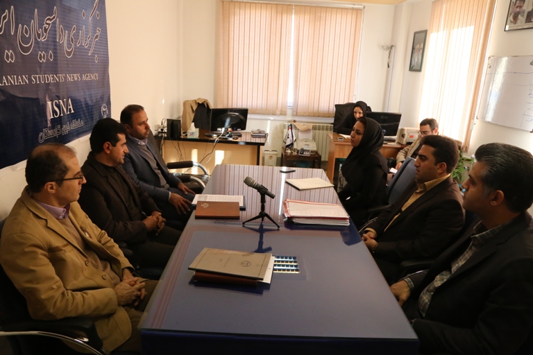 بازدید مدیرکل تعاون، کار و رفاه اجتماعی کردستان از خبرگزاری ایسنا
