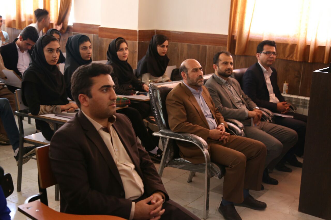برگزاری کارگاه آموزشی حمایت از کالای ایرانی در سنندج