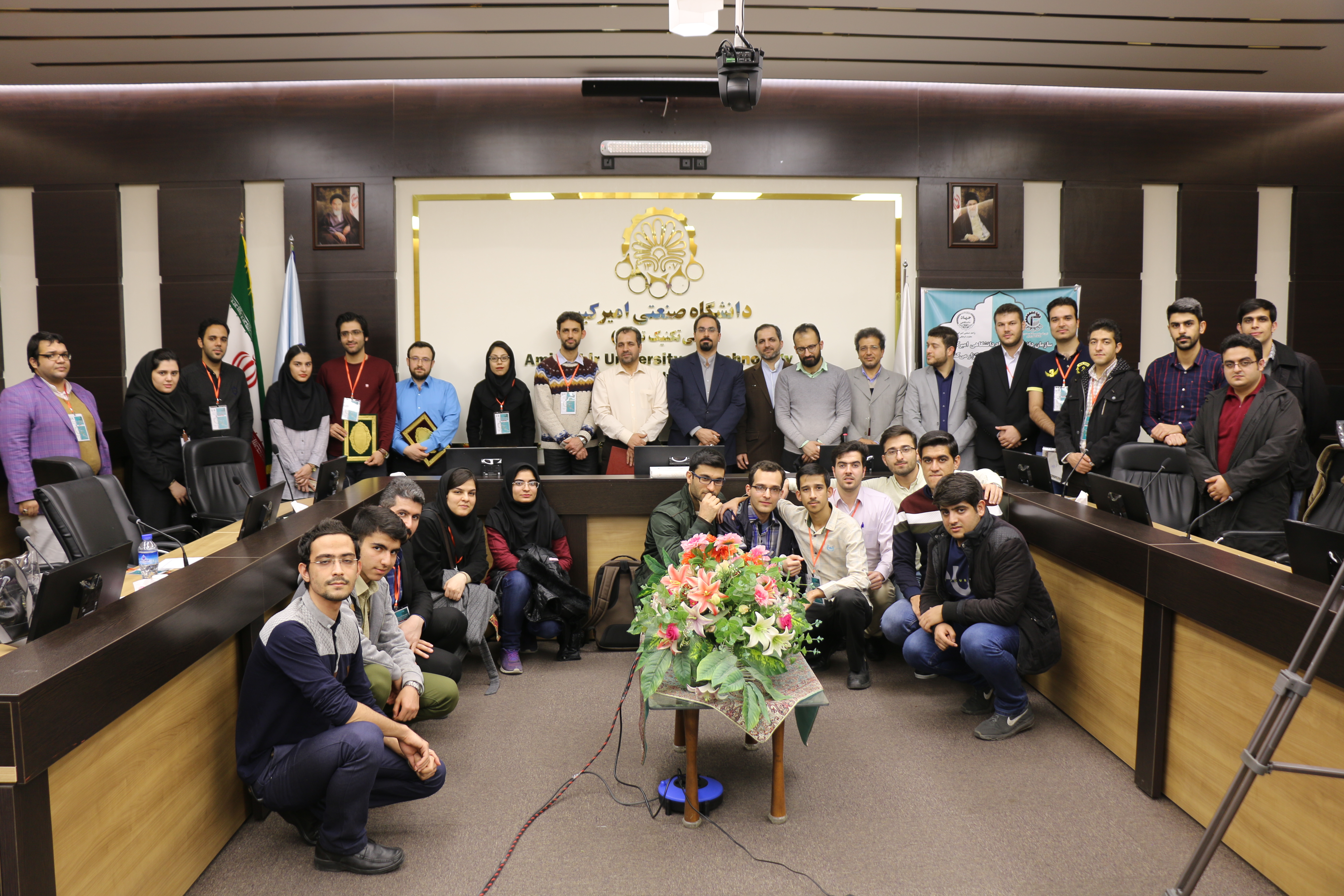 برگزاری سومین دوره مسابقه ملی دفاع 3 دقیقه ای در بخش دانشگاهی- جهاد دانشگاهی امیرکبیر-دی ماه 97