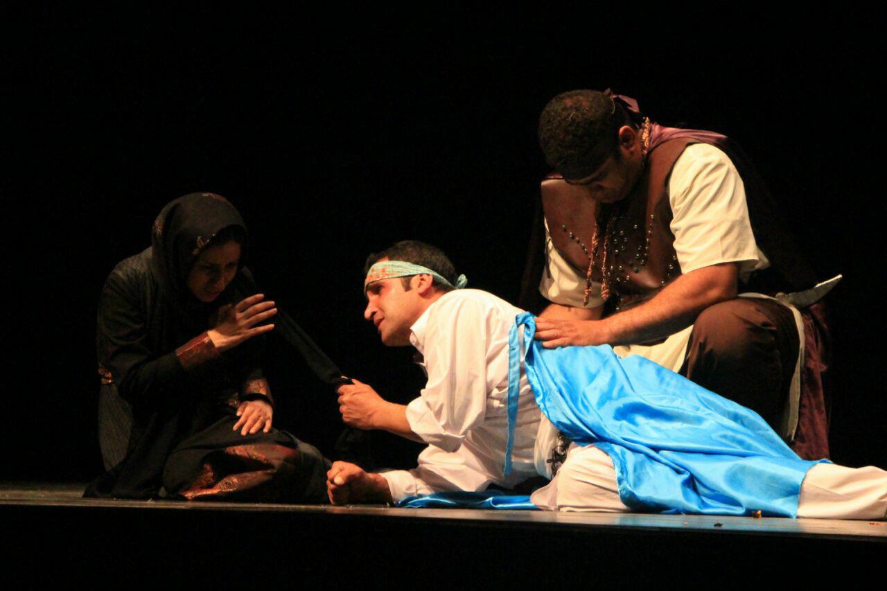 اجرای نمایش صحنه ای "سهراب"در مراسم بزرگداشت فردوسی توسط گروه هنری نابینایان"امروز ،کیمیای فردا"