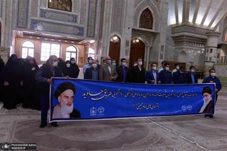 تجدید میثاق دانشجویان و برخی از اعضای جهاد دانشگاهی به مناسبت سی و دومین سالگرد ارتحال امام خمینی(ره)