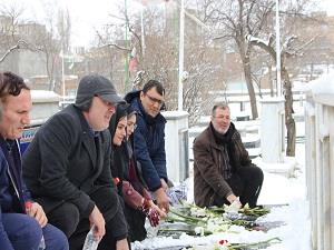 تجدید بیعت جهادگران جهاددانشگاهی اردبیل با شهدا