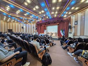 کارگاه الهام‌بخش «چرا شروع نمی‌کنیم؟» در دانشگاه صنعتی اصفهان برگزار شد