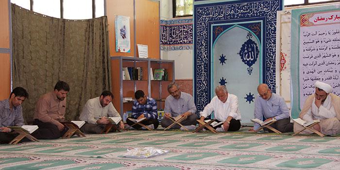 برگزاری محفل انس با قرآن به همت جهاددانشگاهی واحد خواجه نصیرالدین طوسی