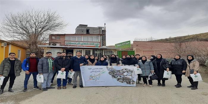 در قالب هجدهمین دوره طرح ملی «ایران مرز پرگهر»؛ بازدید دانشجویان از شرکت دارو گیاهی شفای کردستان